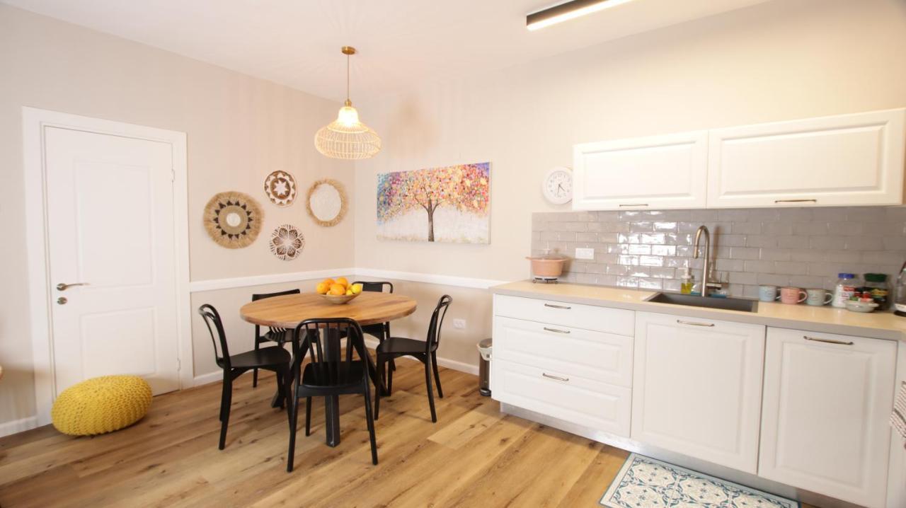 Cute & Cozy House In Zichron Yaakov Apartment Зихрон Яков Екстериор снимка